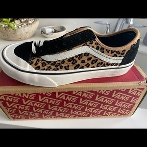 Vans Woman’s Size 8.5